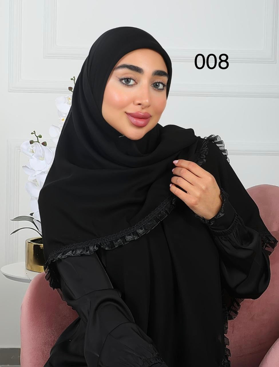 ايشارب كريب خليجي. Gulf Crepe Hijab – Elegant Statement Scarf