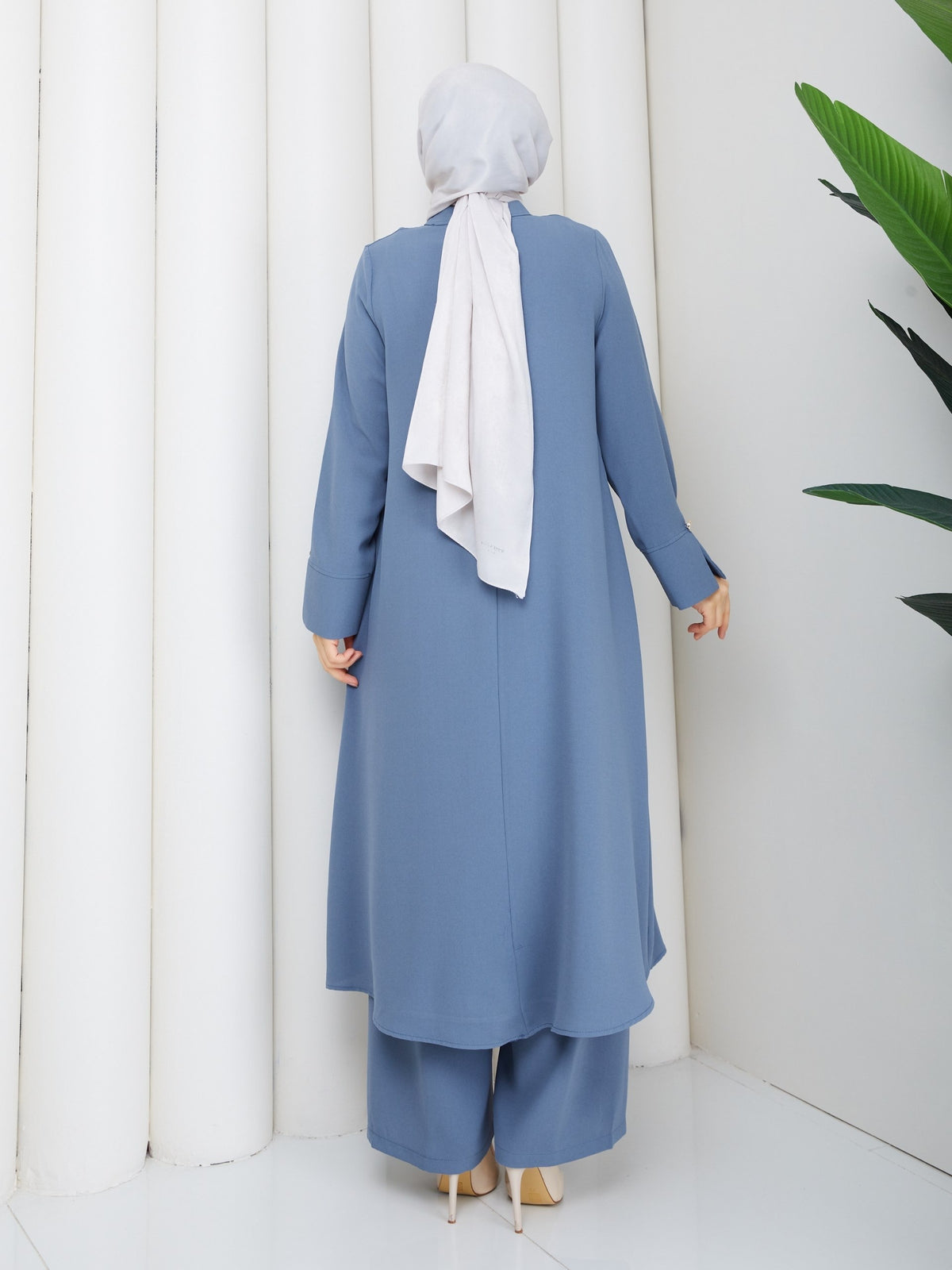 Layan 2-Piece Set with Crystal Buttons