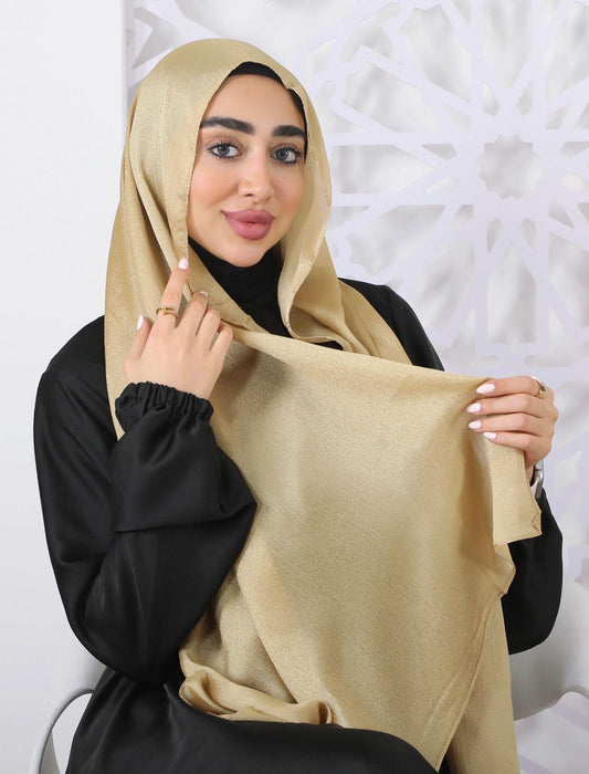 Shimmer scarf