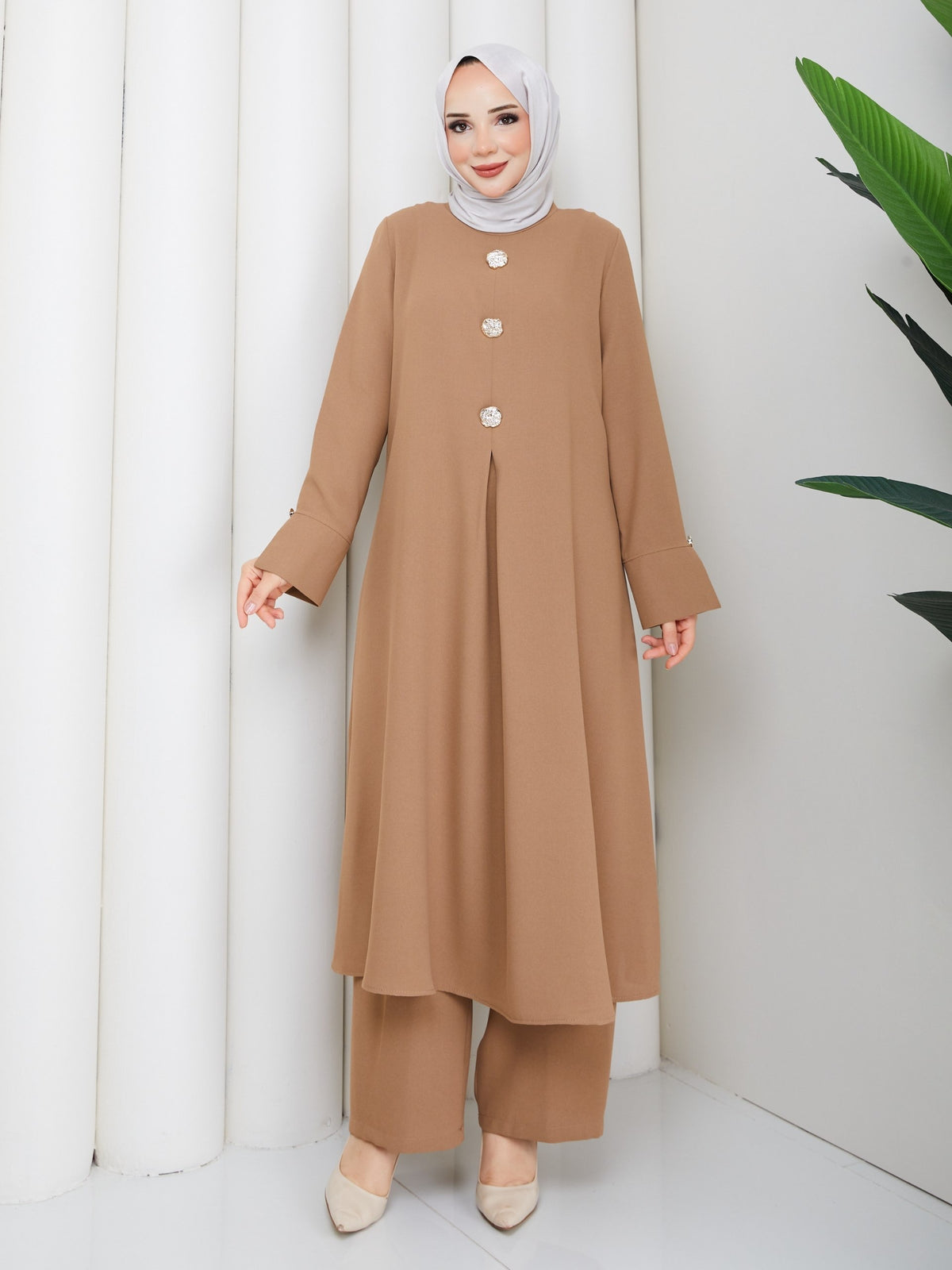Layan 2-Piece Set with Crystal Buttons