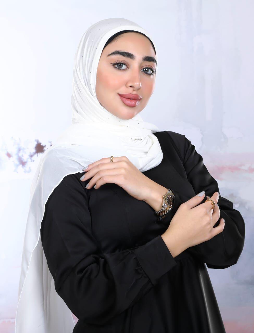 Lycra and crepe hijab with strass