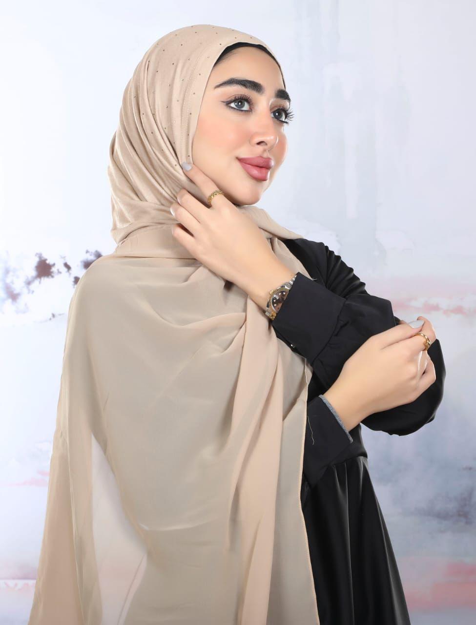 Lycra and crepe hijab with strass