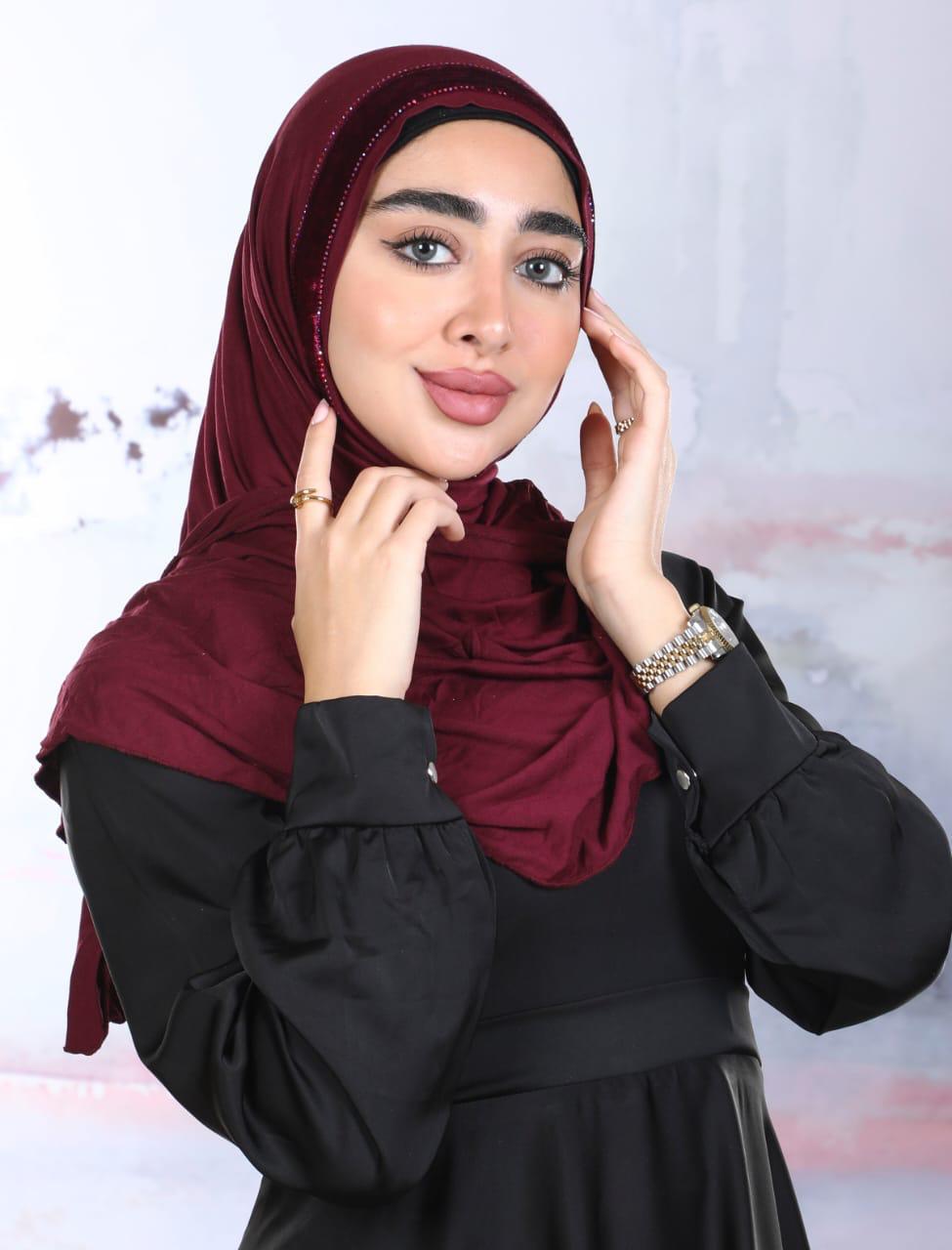 Cotton hijab with velvet